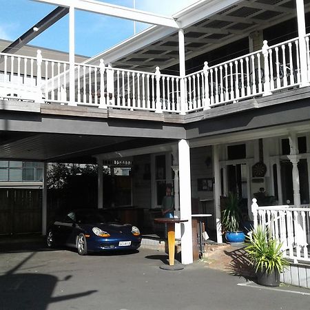 Shooters Saloon Hotel & Cabins Auckland Eksteriør billede
