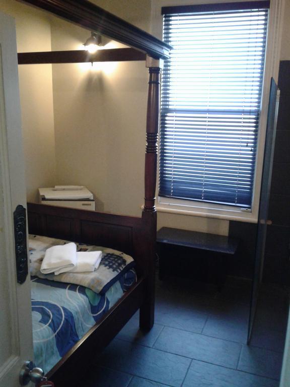 Shooters Saloon Hotel & Cabins Auckland Eksteriør billede