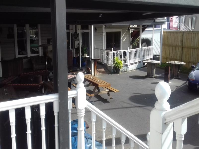 Shooters Saloon Hotel & Cabins Auckland Eksteriør billede