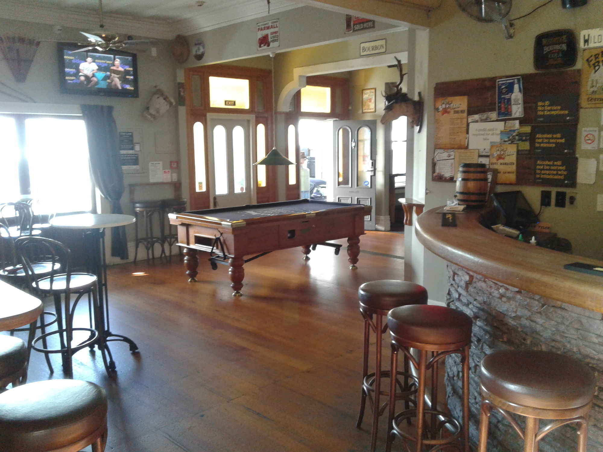 Shooters Saloon Hotel & Cabins Auckland Eksteriør billede